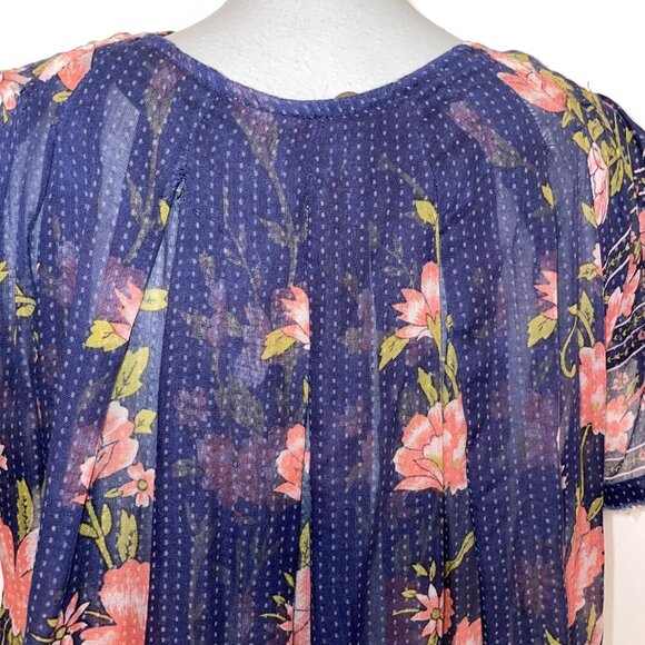 Free People peasant top short sleeve flutter raw edge floral viscose navy medium - Picture 5 of 9